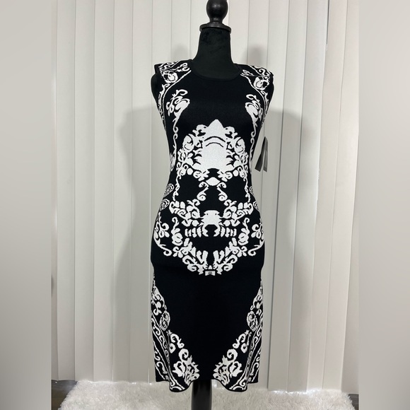 NEIMAN MARCUS x LINE Brocade Skull Print Knit Sweater Bodycon Dress Black XS - Picture 2 of 9